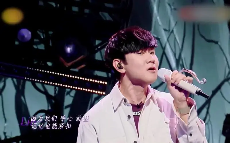各大音乐榜单长期霸榜榜首的基本都是周杰伦,林俊杰,王力宏等男歌手