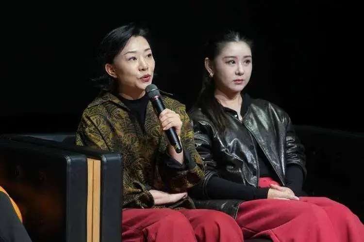开年大戏《雷雨》西安掀起话剧热 还原经典文学向中国戏剧致敬