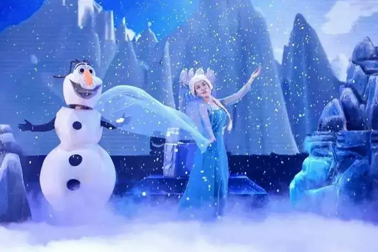 《冰雪奇缘》舞台剧来丹阳了!就在._战斗_孩子_试飞员