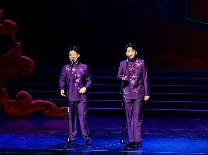 2024沈阳相声大会昨晚精彩上演 说学逗唱 文化盛宴 欢乐跨年 笑迎2025