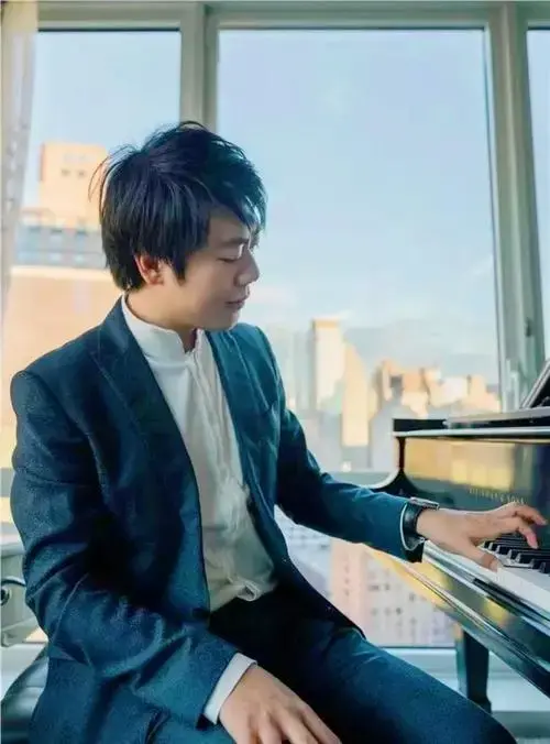 郎朗2024《在西宁》钢琴音乐盛典.朗朗,请让我听一场走到尽 - 抖音