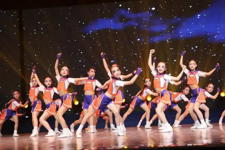 2024县中小学生艺术节舞蹈与戏剧专场开演!