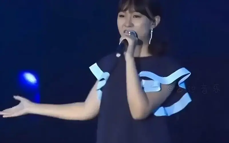 盘点 女神卓依婷演唱会八大神级现场 你们都在场吗