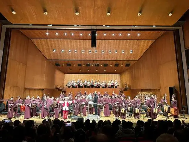 香港中乐团音乐会:一场视听盛宴