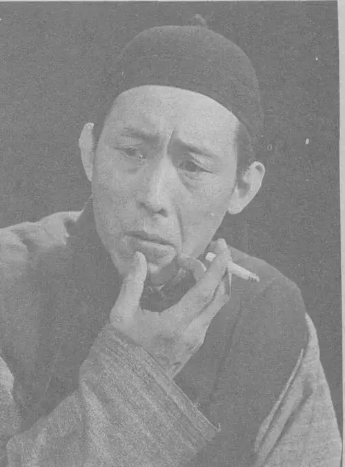 《小井胡同》是由北京人民艺术剧院出品的年代话剧