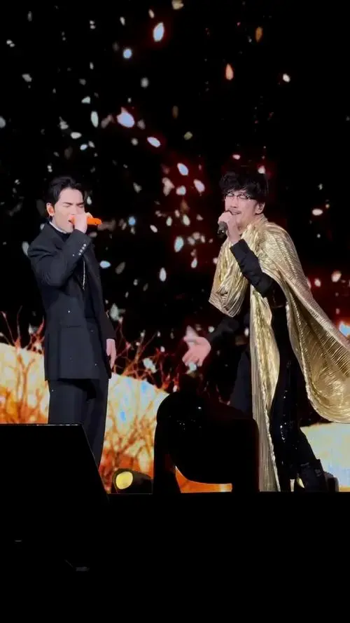 周传雄郑州演唱会嘉宾萧敬腾!