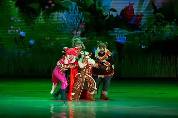 儿童剧《小马快跑之马虎父子》首演获好评