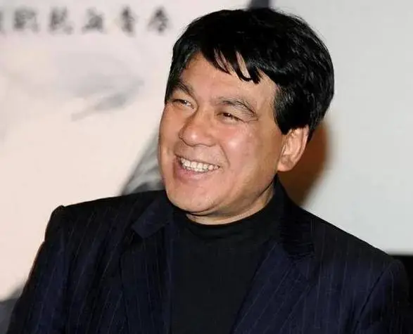 陈佩斯中戏讲座:靳东狂记笔记,艺术盛宴启新星