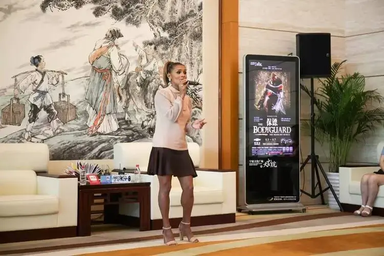 原版音乐剧《保镖》即将登陆甬城重现经典 | 唤起一代人回忆的巨作