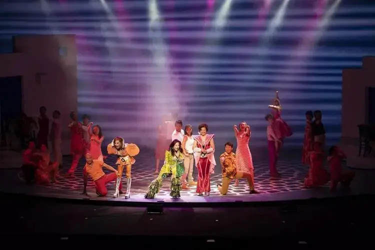 《妈妈咪呀!》中文版节目册