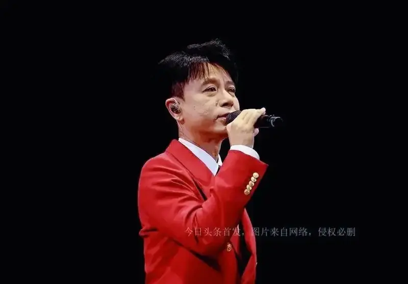 香港天王巨星李克勤 弦续巡回演唱会佛山站 1 - 抖音