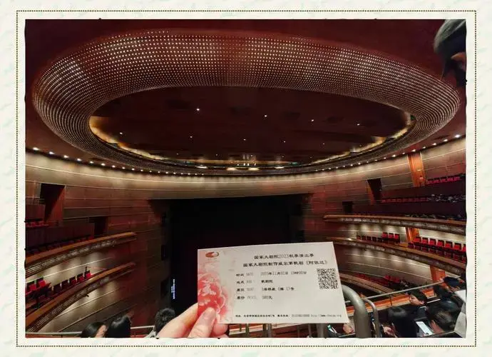 🎭 歌剧《阿依达》的独特魅力 🎼 歌剧《阿依达》是一场视听盛宴