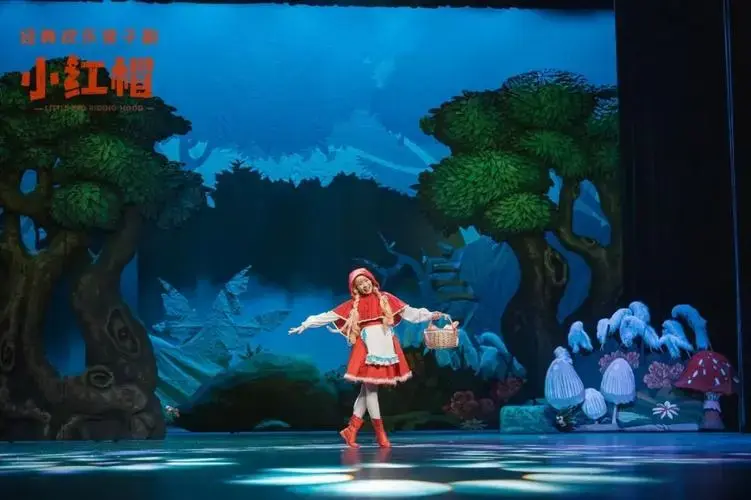 【小橙堡】欢乐亲子互动剧《小红帽》升级来袭,家长观剧攻略在此