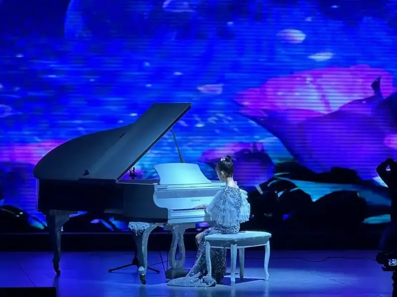 伯牙钢琴2024新年音乐会.伯牙钢琴艺术2024新年音乐会完 - 抖音