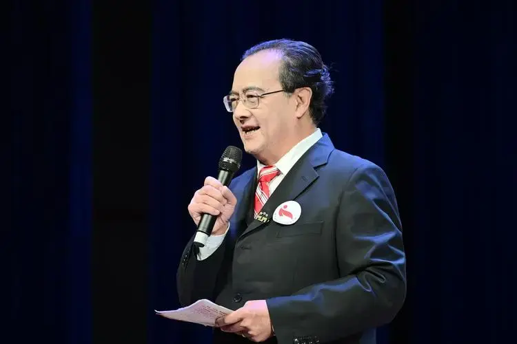 中央歌剧院国家一级演员王立民