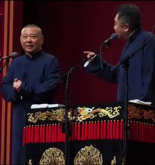 回顾德云社的发展历程,从最初的默默无闻到如今的相声界领军人物