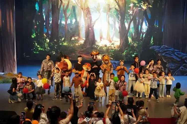 大型奇幻冒险儿童舞台剧狮子的荣耀圆满上演