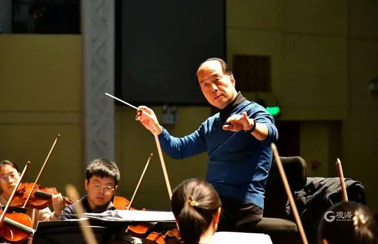 音乐家,赵季平凭借《黄土地》《红高粱》《霸王别姬》《大话西游》