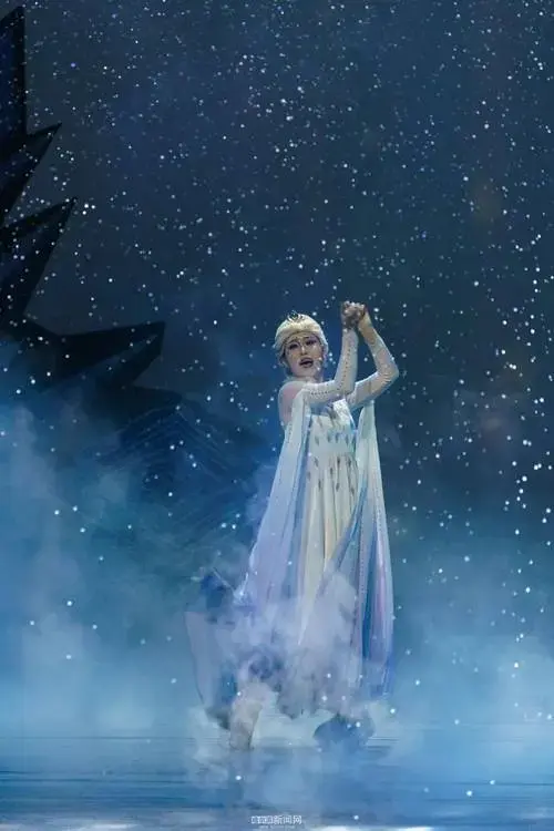舞台剧《冰雪女王Ⅱ 艾莎的魔法奇缘》奇幻开演_王国_观众_安娜