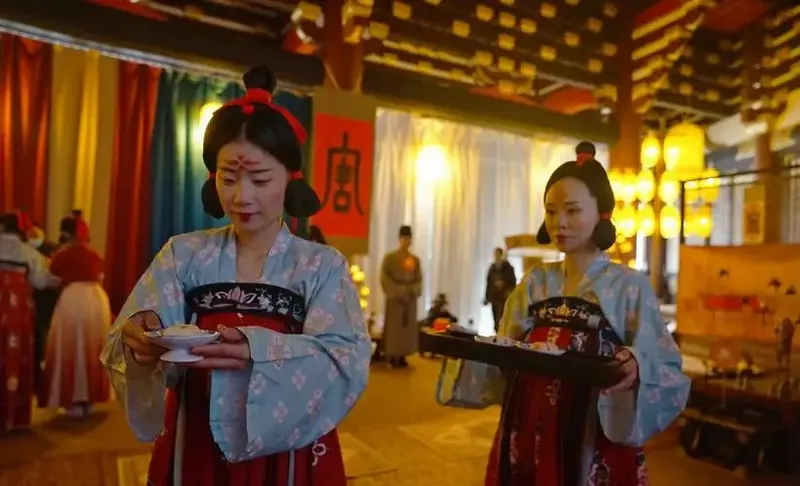 唐韵古风,在襄阳盛世唐城景区沉浸式体验《唐·》文化
