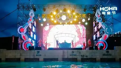 疫情恢复过程中 电音节 水上游乐共同承载双倍快乐