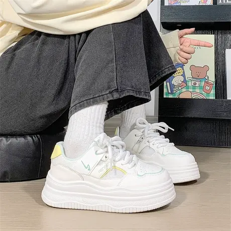 人本超火厚底小白鞋女2025新款夏季透气女鞋百搭松糕增高板鞋爆款商品大图