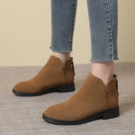 2023时尚大码女靴41一43秋款新款平底磨砂真皮显瘦短靴软底单靴商品大图