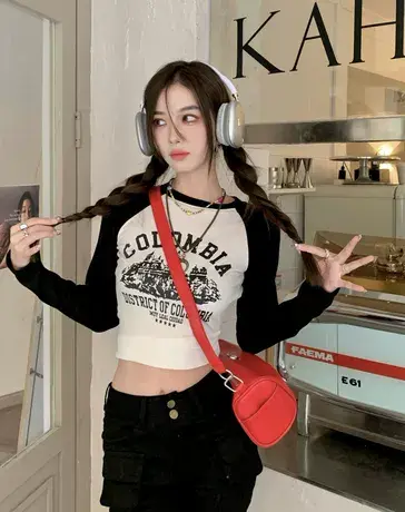 打底衫女内搭秋季2024年新款插肩袖撞色设计感短款上衣长袖t恤女图片