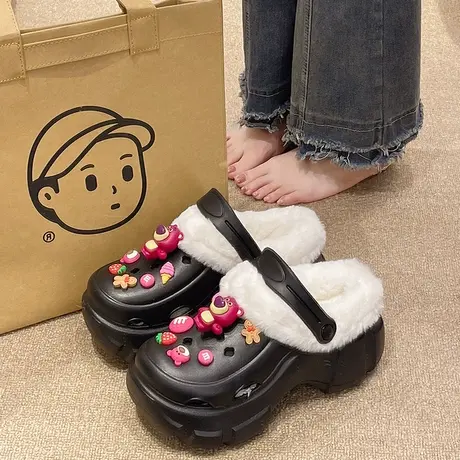 高跟洞洞鞋女冬季卡通小熊室内防滑厚底包头加绒保暖棉拖鞋可外穿图片