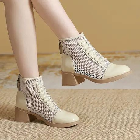 春鞋新款特大码加肥加宽女靴41一43显脚小搭配裙子的短靴真皮网靴商品大图