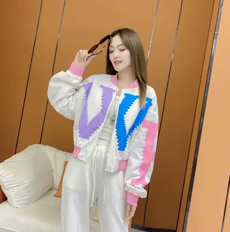 2023韩版短外套女春秋百搭新款宽松时尚洋气撞色设计感网红棒球服商品大图