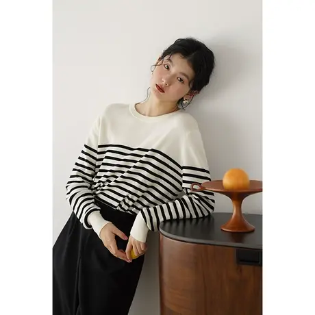 嘉茱莉2023秋季新款法式撞色条纹针织衫女薄款宽松套头上衣打底衫商品大图