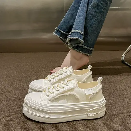网红小香风休闲帆布鞋女2023新款春季爆款厚底板鞋学生饼干小白鞋图片