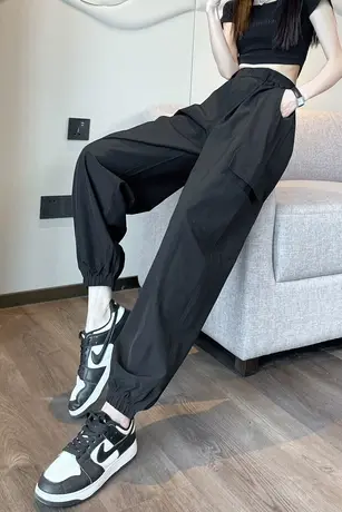 黑色工装裤女夏季薄款2023新款高腰透气速干裤美式哈伦束脚运动裤图片