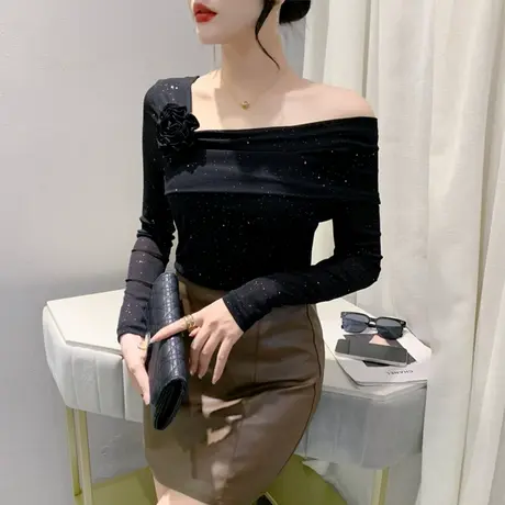 2024春装新款T恤网纱斜肩领镂空设计感花朵收腰上衣女内塔打底衫商品大图