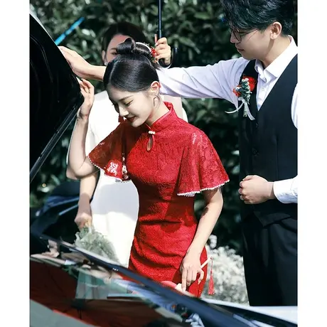 旗袍敬酒服新娘2023新款酒红色结婚订婚礼服女夏季连衣裙平时可穿图片