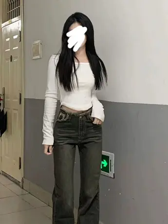 春秋装纯欲u领长袖t恤女冬季内搭打底衫辣妹短款小众设计感上衣服商品大图