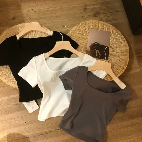2023年早春夏季新款甜辣风别致上衣服设计感小众短款短袖t恤女装图片
