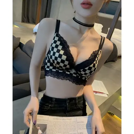 小胸内衣女加厚聚拢少女学生胸罩无钢圈上托性感纯欲美背文胸套装图片