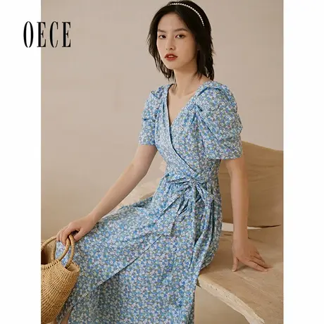 Oece夏装新款女装 小碎花复古法式V领泡泡袖连衣裙图片
