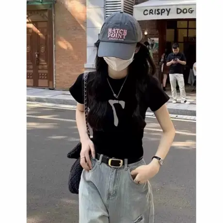 黑色独特别致正肩短袖t恤女夏季显瘦气质数字短款上衣设计感小众商品大图