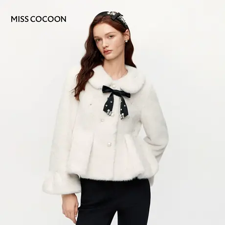MISSCOCOON可可尼白色外套女2025冬季新款千金风娃娃领环保皮草图片