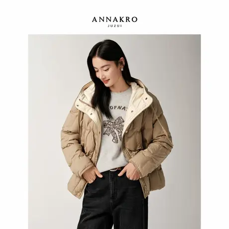 玖姿安娜蔻休闲通勤风撞色连帽发热短款鹅绒羽绒服女2025冬季新款图片