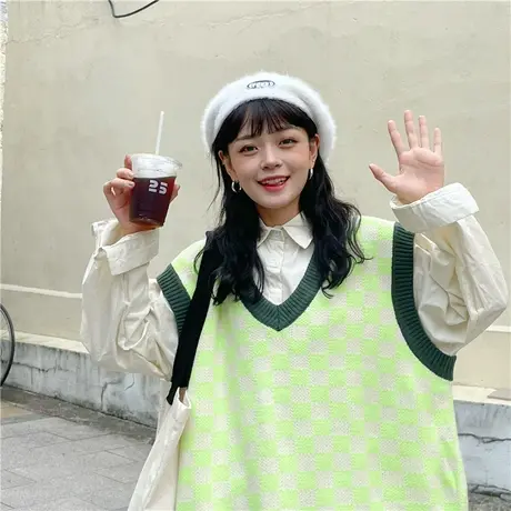 红续v领棋盘格毛衣背心外搭针织马甲女2023年春装新款宽松慵懒风图片