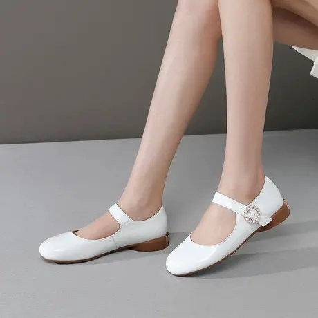 断码清仓新款单鞋真皮鞋子女百搭软面漆皮小皮鞋平跟大码浅口鞋图片