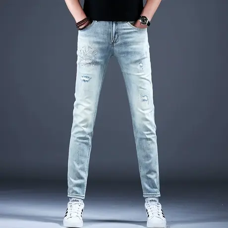 浅色烫钻破洞牛仔裤男款高档潮牌小脚修身裤子潮流男士2024春秋款图片