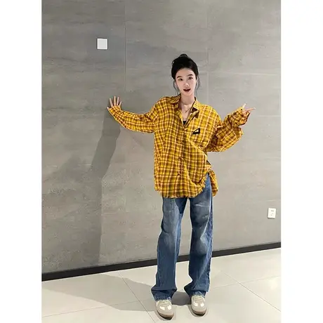 法式别致格子长袖衬衫女春秋薄款宽松慵懒港风复古衬衣上衣设计感图片