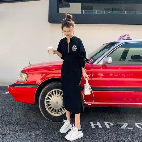 大码春秋装胖mm法式收腰连衣裙女时髦显瘦小众慵懒风卫衣裙200斤商品大图