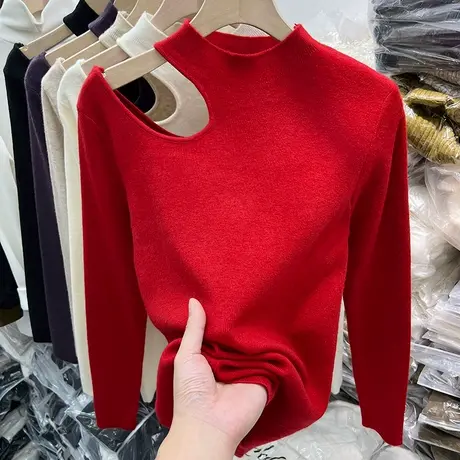 设计感性感镂空露肩针织衫女上衣2022秋冬新款洋气内搭打底衫毛衣图片