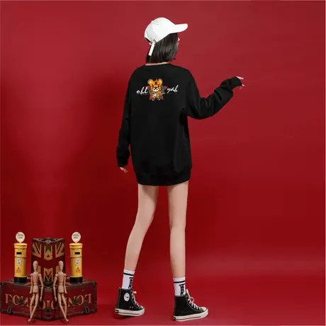 Ohlyah2023虎年本命年小众潮牌美式Oversize情侣圆领卫衣女ins图片